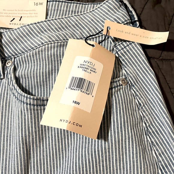 NYDJ 5 pocket skirt. Blue & white railroad striped. New with tags! Lift X Tech - Picture 2 of 3